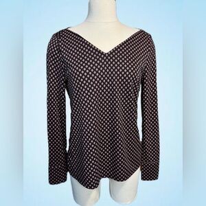 Black white and pink floral pattern long sleeve V-neck top